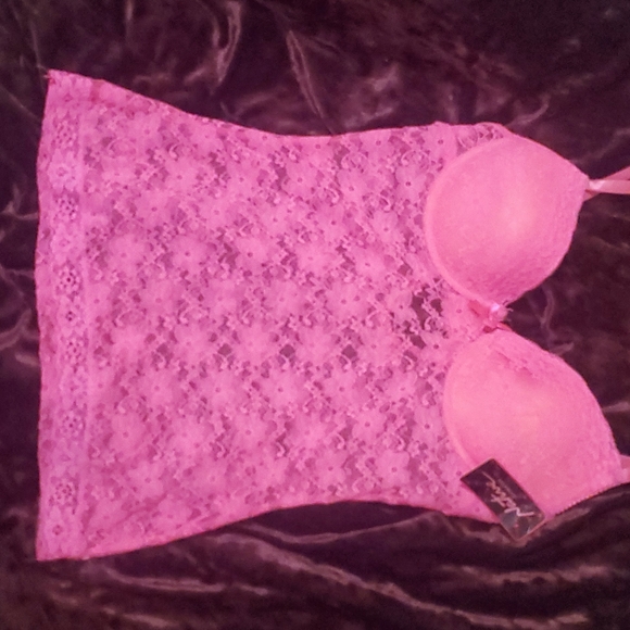 Lingerie - Picture 11 of 16